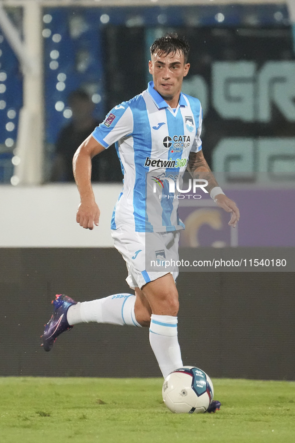 Gianmarco Cangiano of Delfino Pescara 1936 is in action during the Serie C NOW match between Delfino Pescara 1936 and Torres at Stadio Adria...