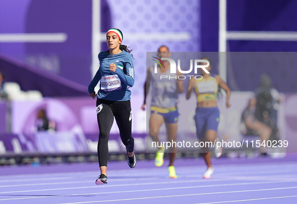 Hajar Safarzadeh Ghahderijani of Islamic Republic of Iran in action in Women's 400m - T12 Round 1 during the Paris 2024 Paralympic Games at...