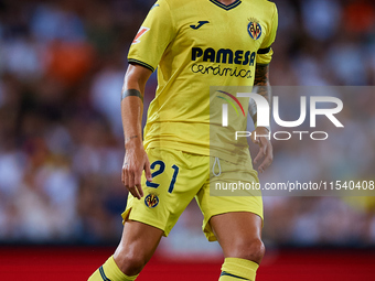 Yeremy Pino of Villarreal CF runs during the LaLiga EA Sports match between Valencia CF and Villarreal CF at Mestalla stadium in Valencia, S...