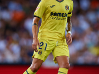 Yeremy Pino of Villarreal CF runs during the LaLiga EA Sports match between Valencia CF and Villarreal CF at Mestalla stadium in Valencia, S...