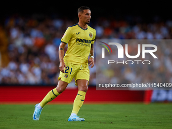 Yeremy Pino of Villarreal CF runs during the LaLiga EA Sports match between Valencia CF and Villarreal CF at Mestalla stadium in Valencia, S...