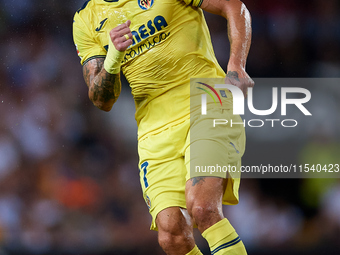 Kiko Femenia of Villarreal CF reacts during the LaLiga EA Sports match between Valencia CF and Villarreal CF at Mestalla stadium in Valencia...