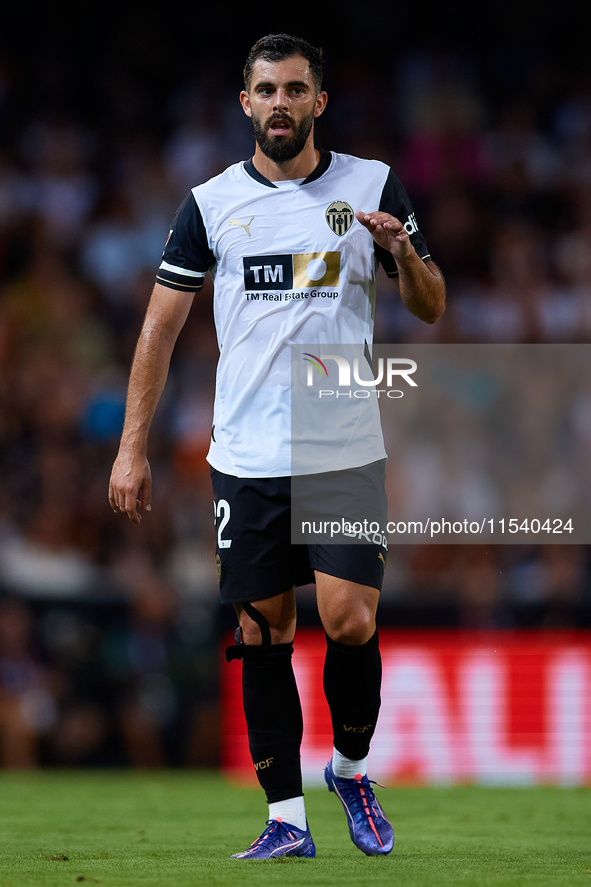 Luis Rioja of Valencia CF reacts during the LaLiga EA Sports match between Valencia CF and Villarreal CF at Mestalla stadium in Valencia, Sp...