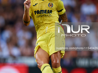 Yeremy Pino of Villarreal CF is in action during the LaLiga EA Sports match between Valencia CF and Villarreal CF at Mestalla stadium in Val...