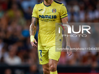 Kiko Femenia of Villarreal CF looks on during the LaLiga EA Sports match between Valencia CF and Villarreal CF at Mestalla stadium in Valenc...