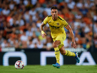 Kiko Femenia of Villarreal CF is in action during the LaLiga EA Sports match between Valencia CF and Villarreal CF at Mestalla stadium in Va...