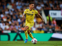 Kiko Femenia of Villarreal CF is in action during the LaLiga EA Sports match between Valencia CF and Villarreal CF at Mestalla stadium in Va...