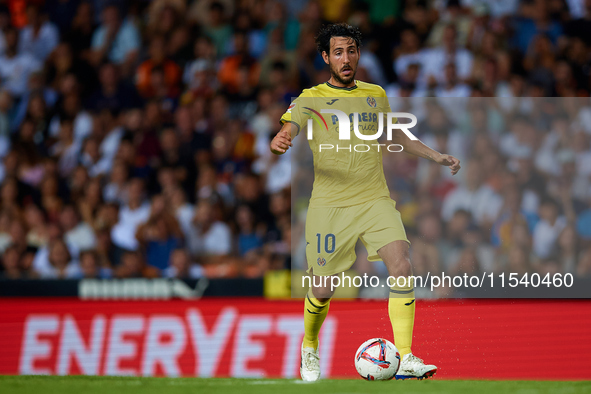 Dani Parejo of Villarreal CF is in action during the LaLiga EA Sports match between Valencia CF and Villarreal CF at Mestalla stadium in Val...