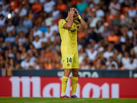 Santi Comesana Veiga of Villarreal CF reacts during the LaLiga EA Sports match between Valencia CF and Villarreal CF at Mestalla stadium in...