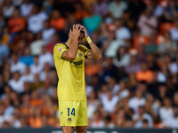 Santi Comesana Veiga of Villarreal CF reacts during the LaLiga EA Sports match between Valencia CF and Villarreal CF at Mestalla stadium in...