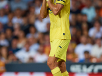 Santi Comesana Veiga of Villarreal CF reacts during the LaLiga EA Sports match between Valencia CF and Villarreal CF at Mestalla stadium in...