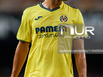 Sergi Cardona of Villarreal CF looks on during the LaLiga EA Sports match between Valencia CF and Villarreal CF at Mestalla stadium in Valen...