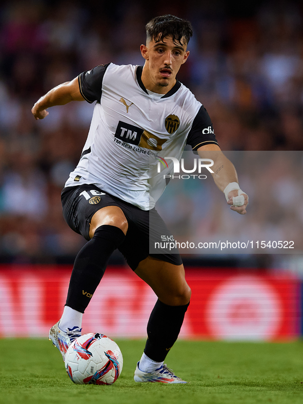 Diego Lopez of Valencia CF is in action during the LaLiga EA Sports match between Valencia CF and Villarreal CF at Mestalla stadium in Valen...