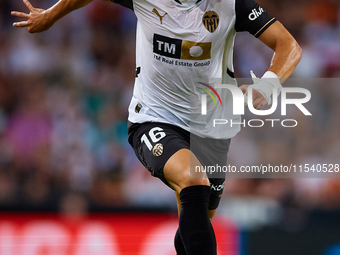 Diego Lopez of Valencia CF is in action during the LaLiga EA Sports match between Valencia CF and Villarreal CF at Mestalla stadium in Valen...