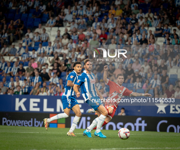 Adrian Embarba during the LaLiga EA Sports match between RCD Espanyol de Barcelona and Rayo Vallecano, on August 31, 2024.  