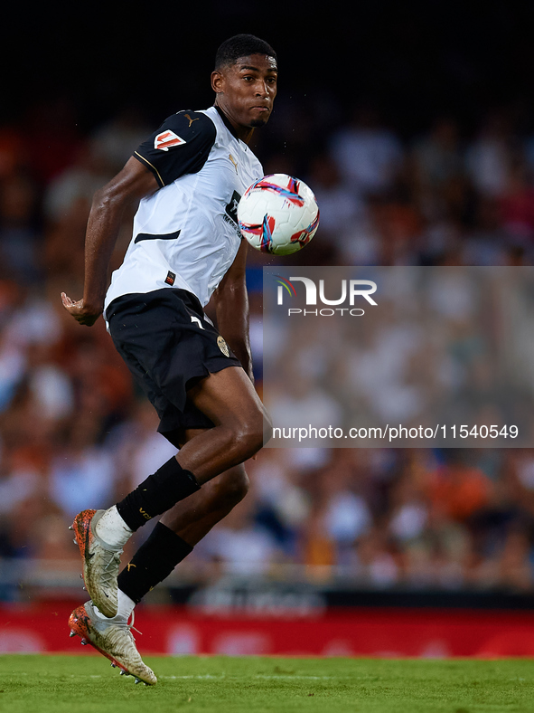 Cristhian Mosquera of Valencia CF is in action during the LaLiga EA Sports match between Valencia CF and Villarreal CF at Mestalla stadium i...