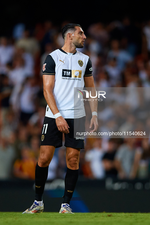 Rafa Mir of Valencia CF looks on during the LaLiga EA Sports match between Valencia CF and Villarreal CF at Mestalla stadium in Valencia, Sp...