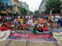 Junior doctors take to the street demanding the resignation of the current Commissioner of Police of Kolkata regarding alleged tampering of...