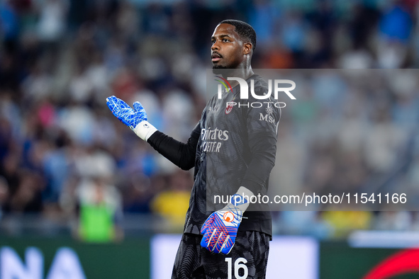 Mike Maignan of AC Milan gestures during the Serie A Enilive match between SS Lazio and AC Milan at Stadio Olimpico on Aug 31, 2024 in Rome,...