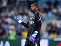 Mike Maignan of AC Milan gestures during the Serie A Enilive match between SS Lazio and AC Milan at Stadio Olimpico on Aug 31, 2024 in Rome,...