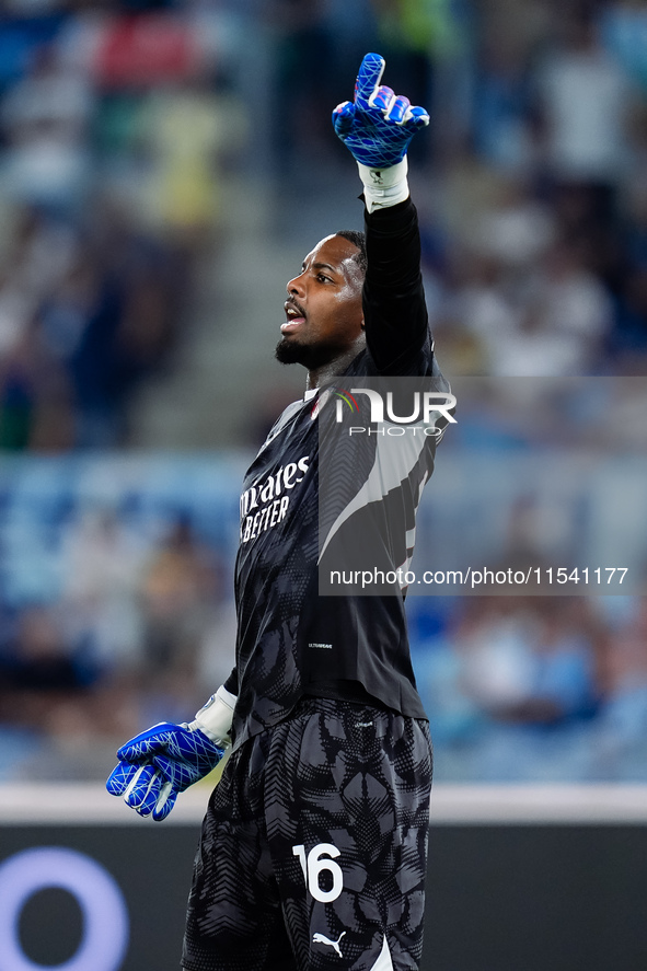 Mike Maignan of AC Milan during the Serie A Enilive match between SS Lazio and AC Milan at Stadio Olimpico on Aug 31, 2024 in Rome, Italy. 