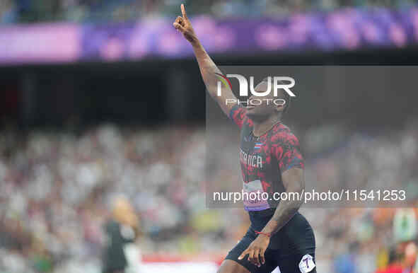 Sherman Isidro Guity Guity of Costa Rica celebrates winning gold in Men's 100m - T64 Final during the Paris 2024 Paralympic Games at Stade d...