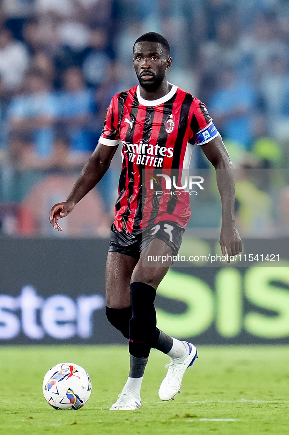 Fikayo Tomori of AC Milan during the Serie A Enilive match between SS Lazio and AC Milan at Stadio Olimpico on Aug 31, 2024 in Rome, Italy. 