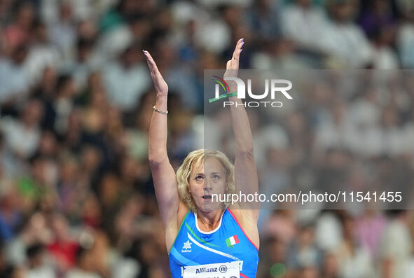 Valentina Petrillo of Italy in action in Women's 400m - T12 Semi-Finals during the Paris 2024 Paralympic Games at Stade de France on Septemb...