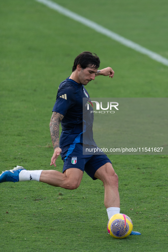 Sandro Tonali attends the Italian National team training camp at Centro Tecnico Federale in Florence, Italy. 