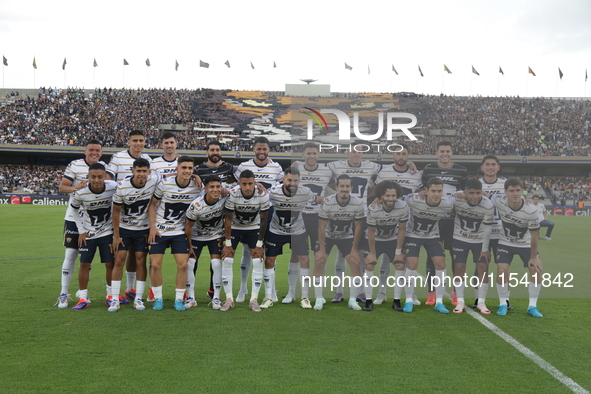 Players of Team Pumas pose for the official photo before Matchday 6 against Tigres as part of the Torneo de Apertura 2024 Liga MX at Estadio...