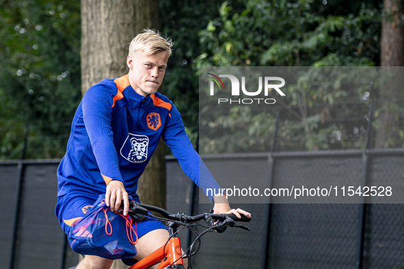 Netherlands player Jan Paul van Hecke participates in the training and press conference for the Netherlands Nations League season 2024-2025...