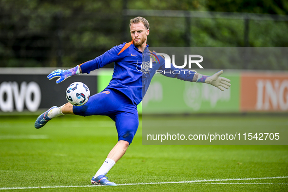 Netherlands goalkeeper Mark Flekken participates in the training and press conference for the Netherlands Nations League season 2024-2025 at...