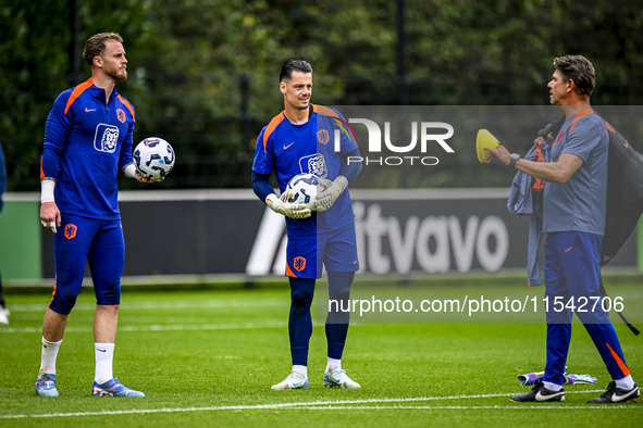 Netherlands goalkeepers Mark Flekken and Nick Olij during the training and press conference for the Netherlands Nations League season 2024-2...