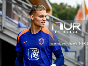 Netherlands goalkeeper Bart Verbruggen participates in the training and press conference for the Netherlands Nations League season 2024-2025...