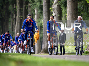 Netherlands goalkeeper Nick Olij and Netherlands player Justin Kluivert during the training and press conference for the Netherlands Nations...