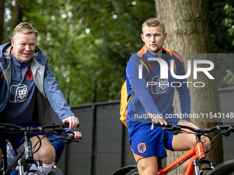 Netherlands trainer coach Ronald Koeman and Netherlands player Matthijs de Ligt during the training and press conference for the Netherlands...