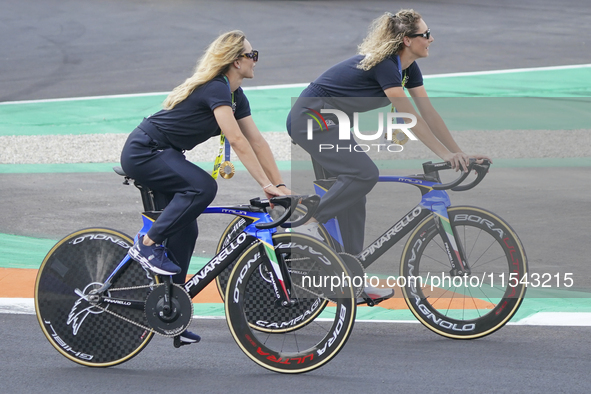 Chiara Consonni and Vittoria Guazzini win the cycling gold medal at the Olympic Games in Paris, France, in 2024 during the Formula 1 Pirelli...