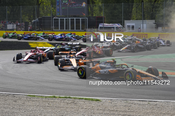 The start of the race during the Formula 1 Pirelli Gran Premio d'Italia 2024 in Monza, Italy, on September 1, 2024 