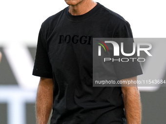 Alessandro Nesta head coach of AC Monza looks on during the Serie A Enilive match between ACF Fiorentina and AC Monza at Stadio Artemio Fran...