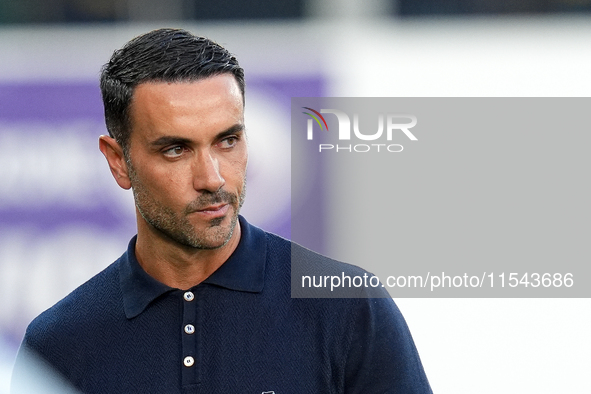 Raffaele Palladino head coach of ACF Fiorentina looks on during the Serie A Enilive match between ACF Fiorentina and AC Monza at Stadio Arte...