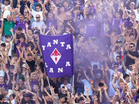 Supporters of ACF Fiorentina during the Serie A Enilive match between ACF Fiorentina and AC Monza at Stadio Artemio Franchi on September 01,...