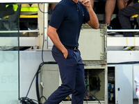 Raffaele Palladino head coach of ACF Fiorentina gestures during the Serie A Enilive match between ACF Fiorentina and AC Monza at Stadio Arte...