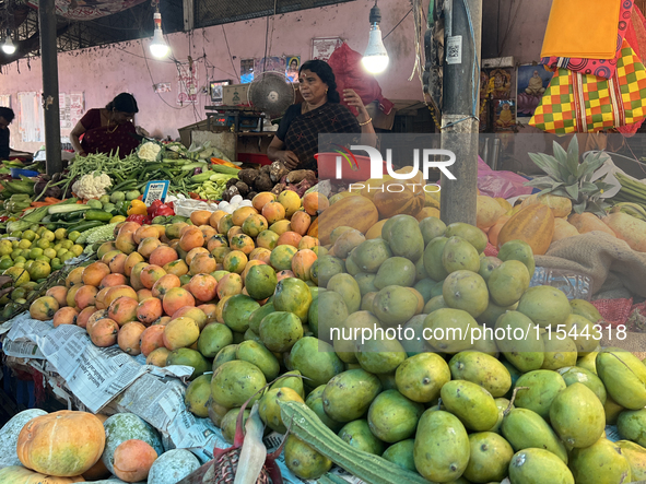 Connemara Market (Palayam Market) in Thiruvananthapuram, Kerala, India, on April 13, 2024. The Connemara Market (Palayam Market) is establis...