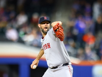 Boston Red Sox pitcher Chris Martin #55 throws during the ninth inning of the baseball game against the New York Mets at Citi Field in Coron...