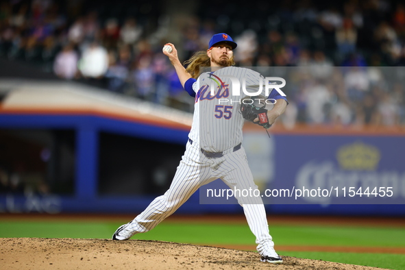 New York Mets relief pitcher Ryne Stanek #55 throws during the ninth inning of the baseball game against the Boston Red Sox at Citi Field in...