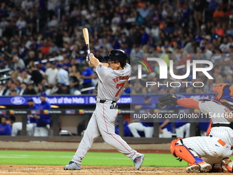 Masataka Yoshida #7 of the Boston Red Sox singles during the fifth inning of the baseball game against the New York Mets at Citi Field in Co...