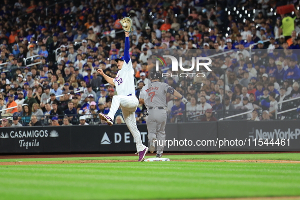 Masataka Yoshida #7 of the Boston Red Sox singles during the fifth inning of the baseball game against the New York Mets at Citi Field in Co...