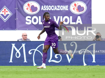 Moise Kean of ACF Fiorentina celebrates after scoring first goal during the Serie A Enilive match between ACF Fiorentina and AC Monza at Sta...