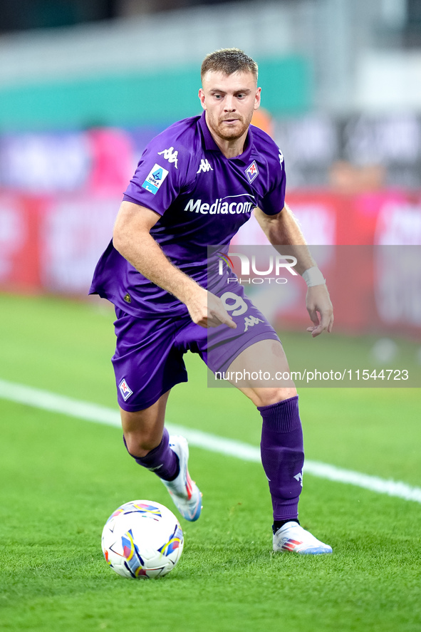 Lucas Beltran of ACF Fiorentina in action during the Serie A Enilive match between ACF Fiorentina and AC Monza at Stadio Artemio Franchi on...