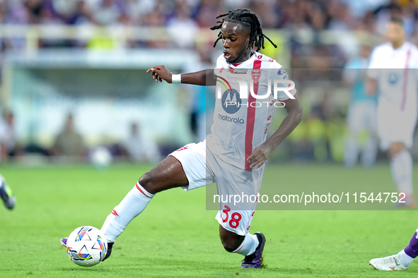 Warren Bondo of AC Monza in action during the Serie A Enilive match between ACF Fiorentina and AC Monza at Stadio Artemio Franchi on Septemb...